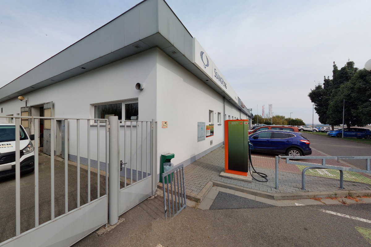 Nabíjecí stanice ČEZ