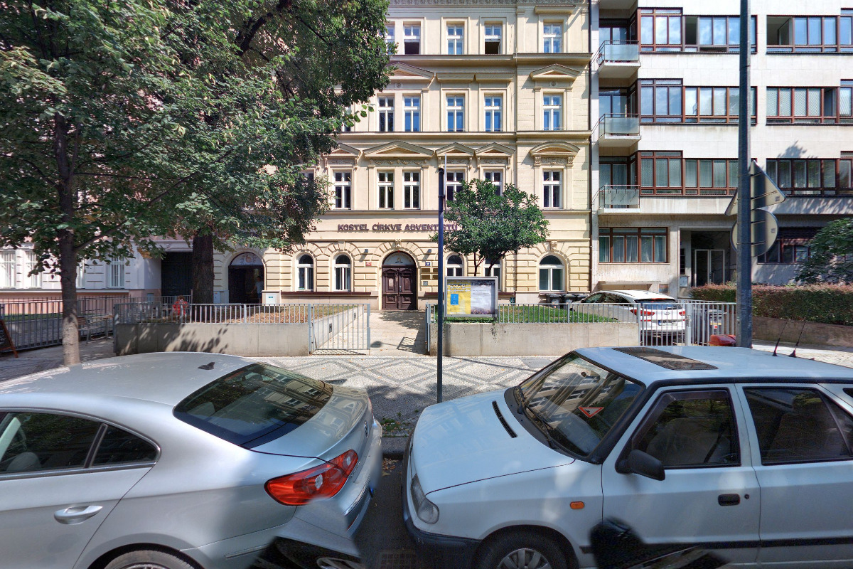 PRAGUE LIVE GUIDE.COM, DOPRAGLU.CZ - Veronika Magdalena Jonczy, DiS.