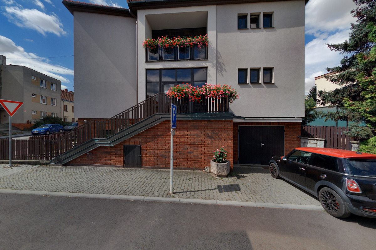 Salon Frisanco - Veronika Komárková foto 3