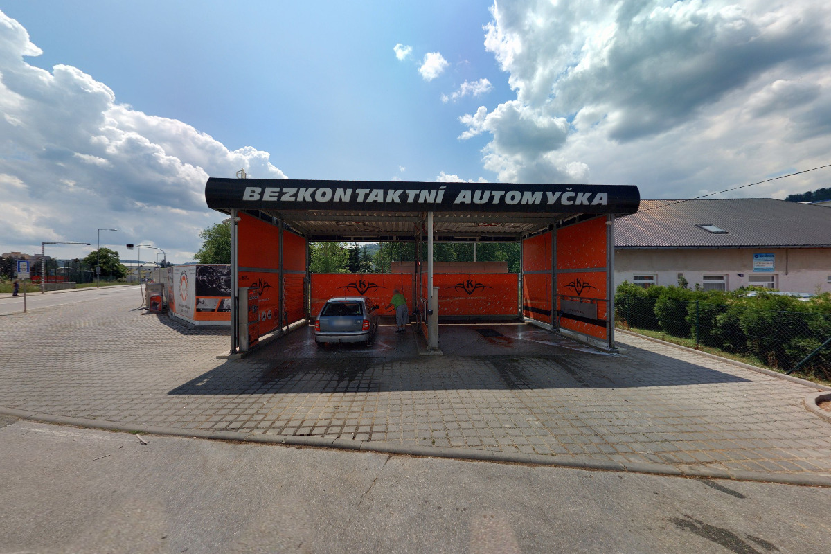 Bezkontaktní myčka Kapitánka