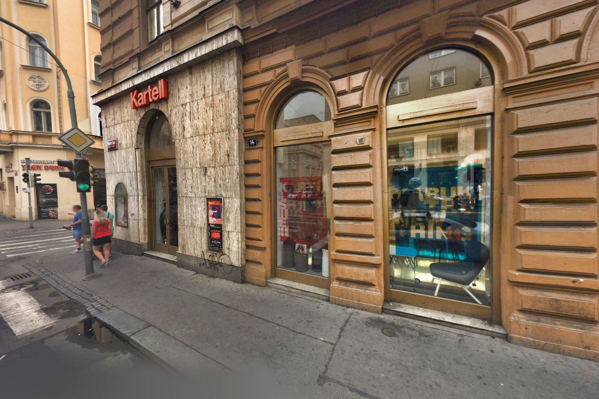 Fast Food Revoluční foto 2