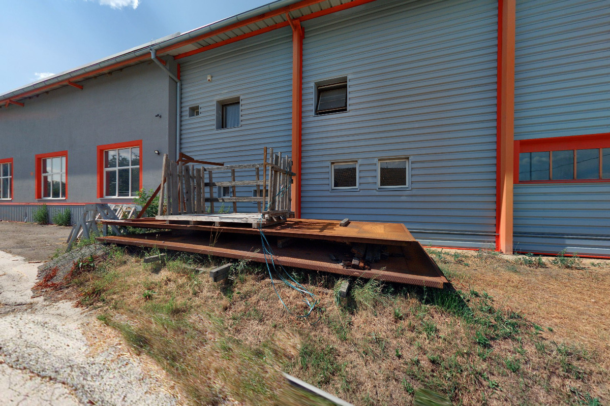 OHÝBANÉ PROFILY, a.s.