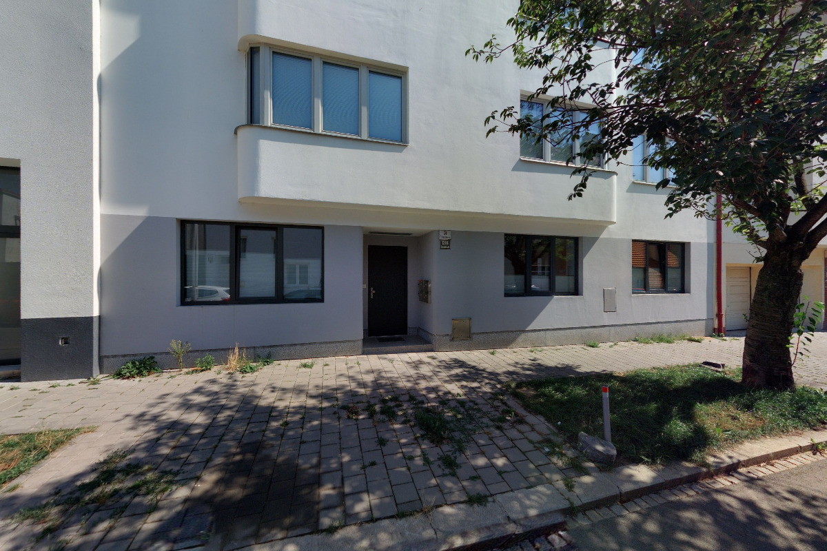 Mgr. Helena Dokoupilová