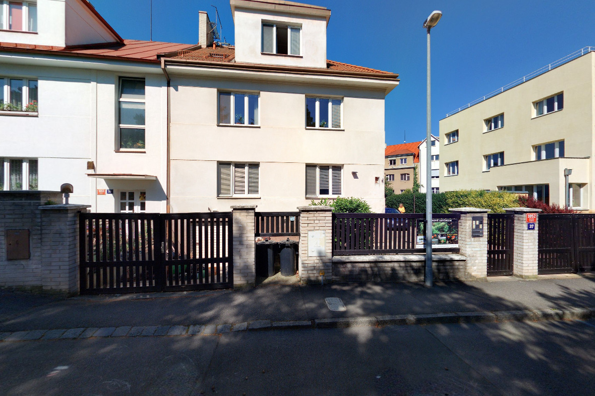 SETRA Service Trading, s.r.o.