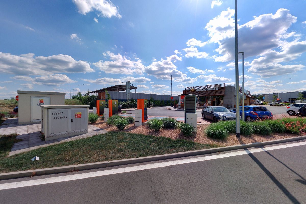 Nabíjecí stanice ČEZ foto 5