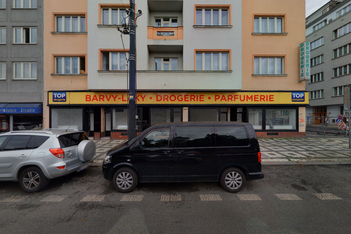 Bistro café ristorante Vitrína