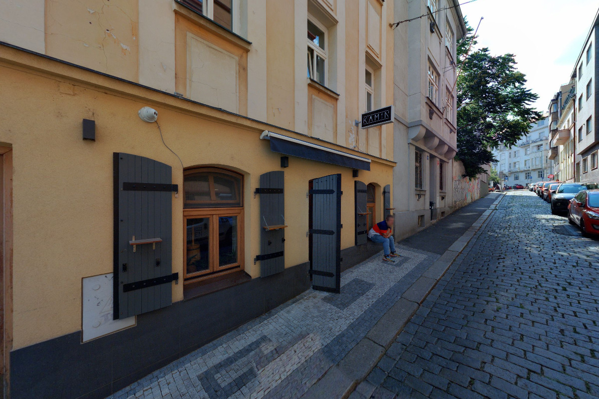 Kanaps Bistro