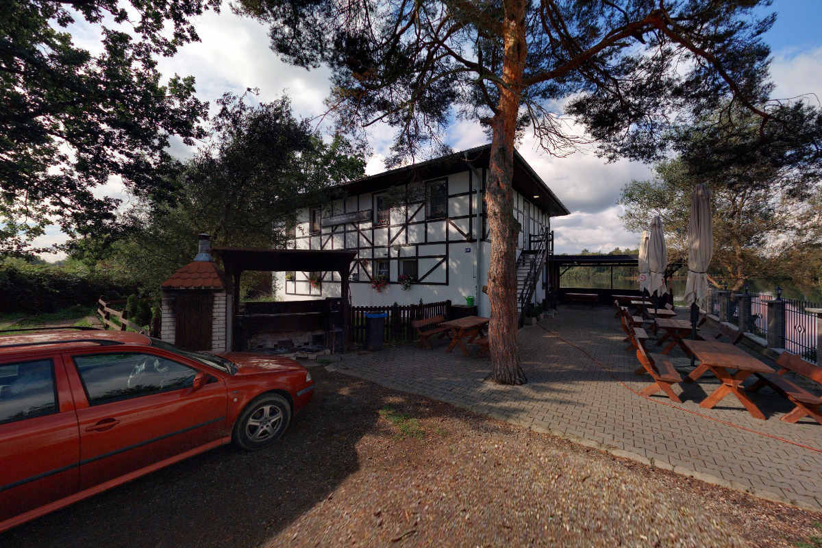 Rybolov - rybník Svěcený