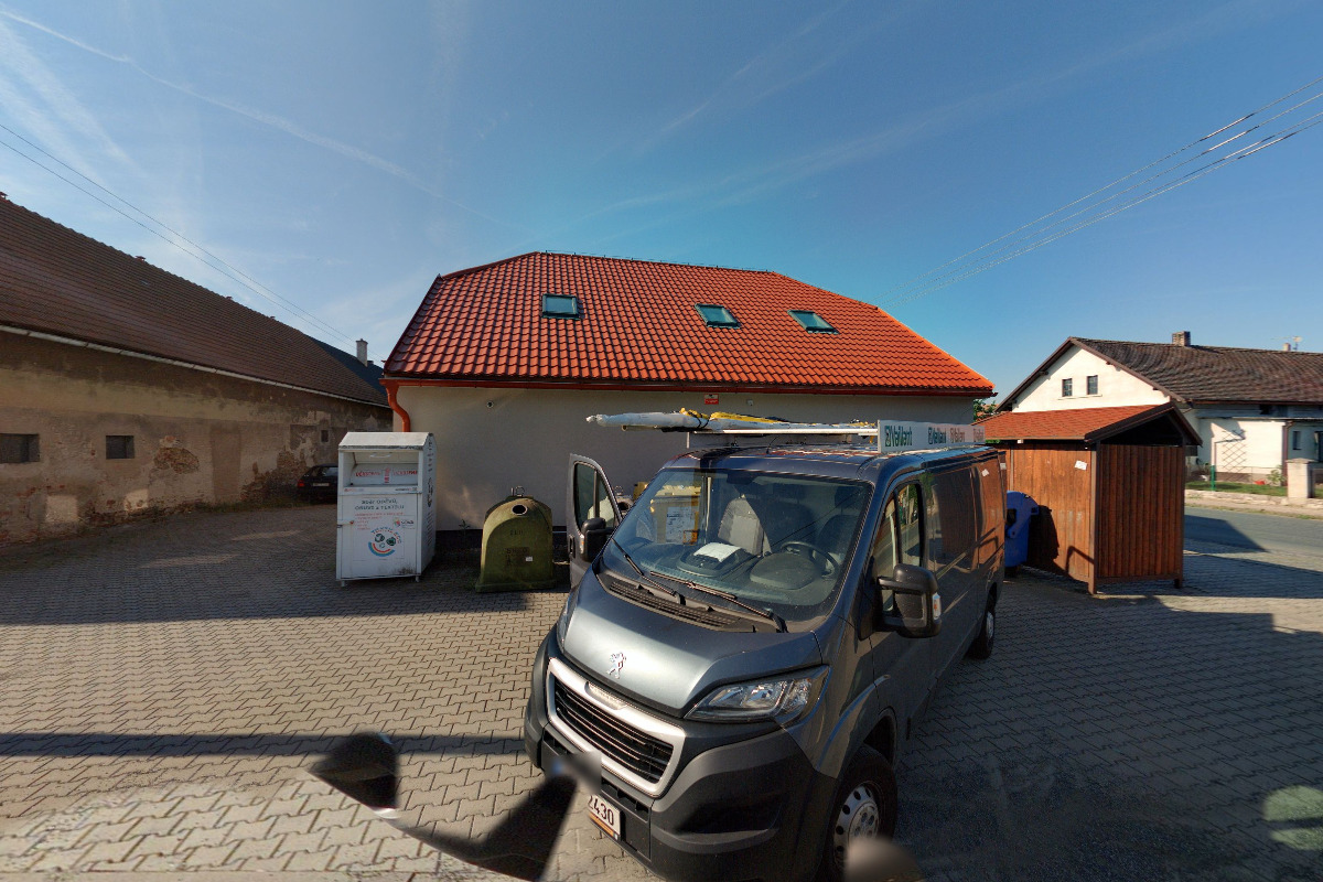 Obecní veřejná knihovna Břehy foto 3