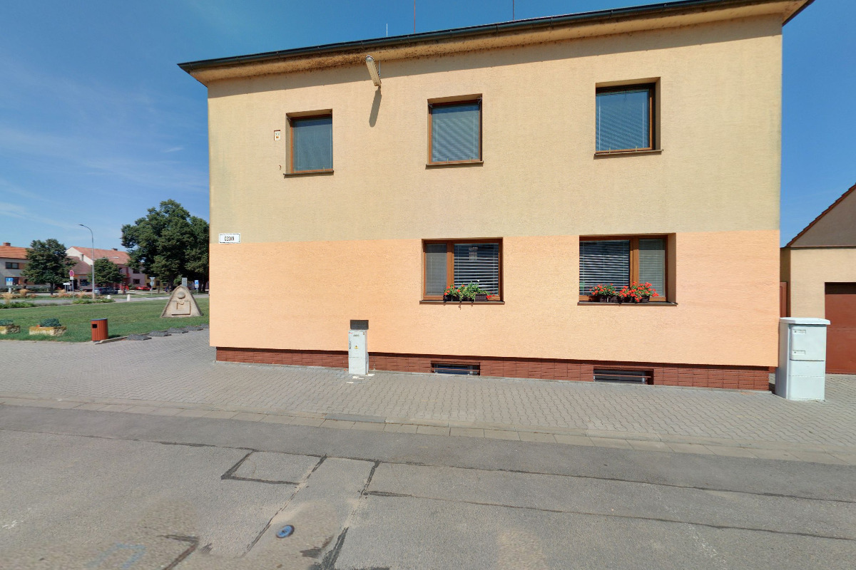 Lužice - obecní úřad foto 4