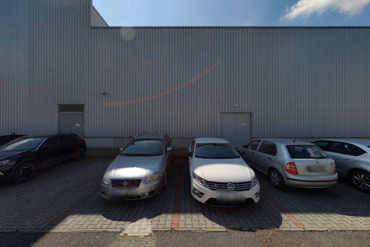 Raiffeisenbank - bankomat