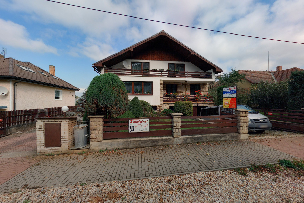 Doktor Trávník - Stanislav Mikota