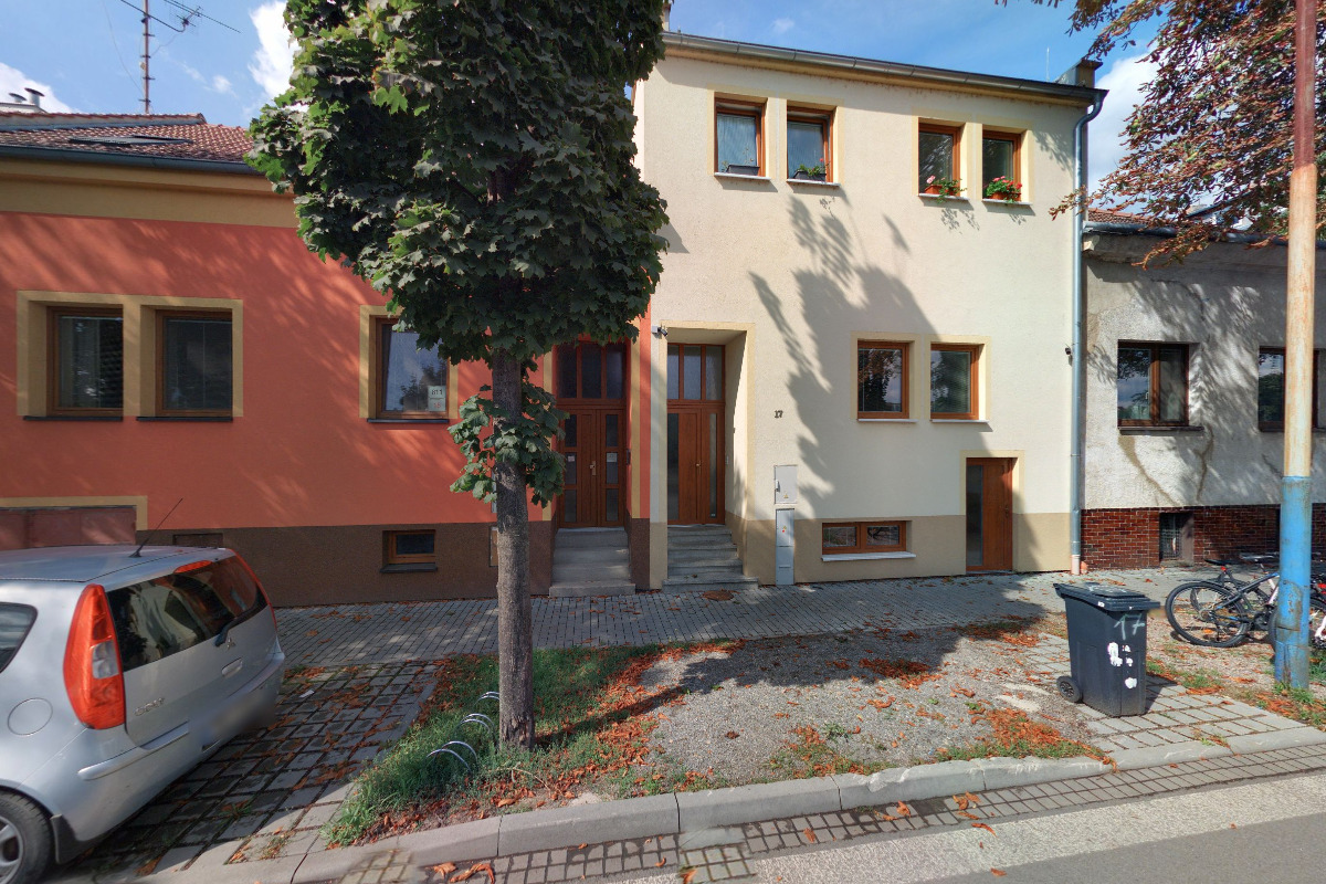 Apartmán Stromořadní 17