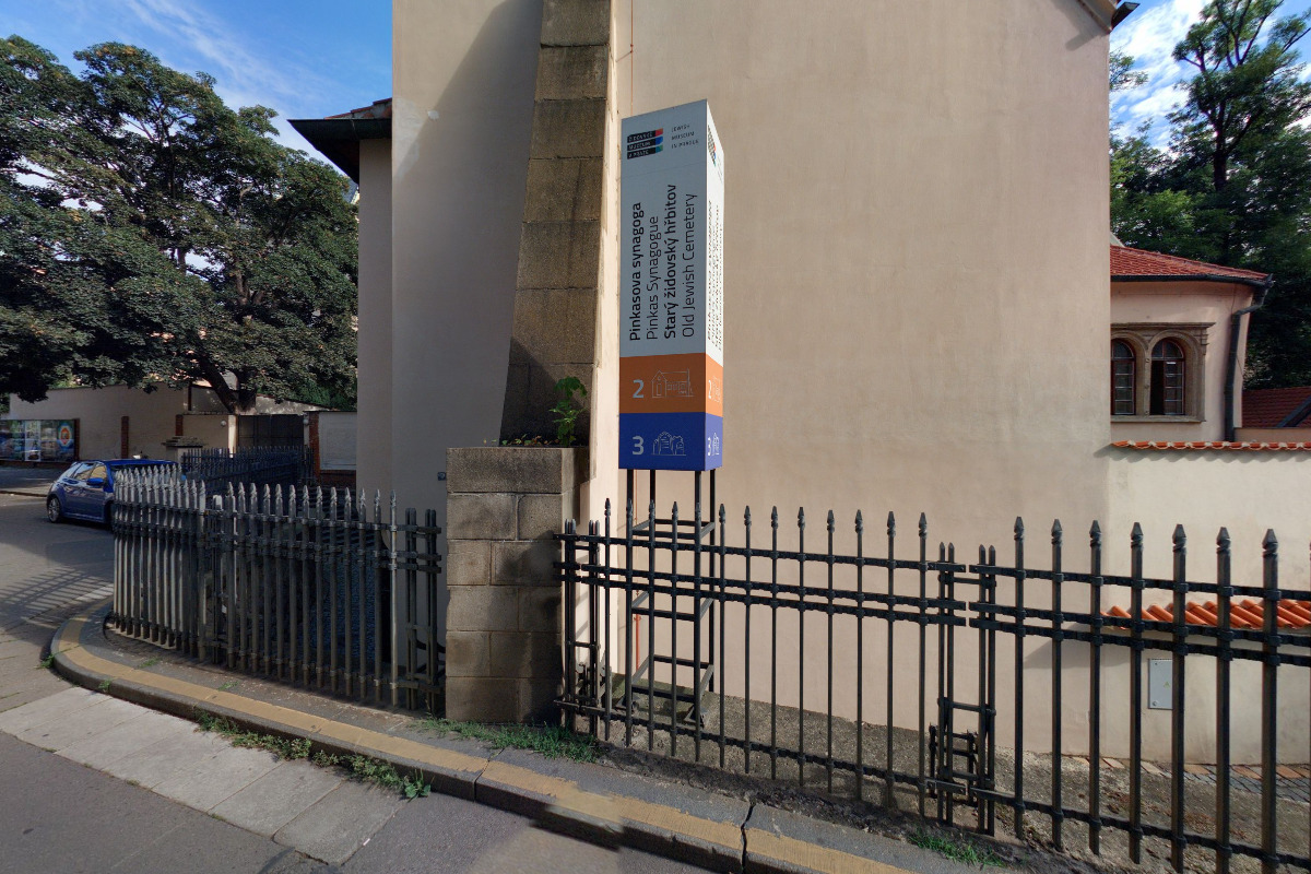 Starý židovský hřbitov foto 2