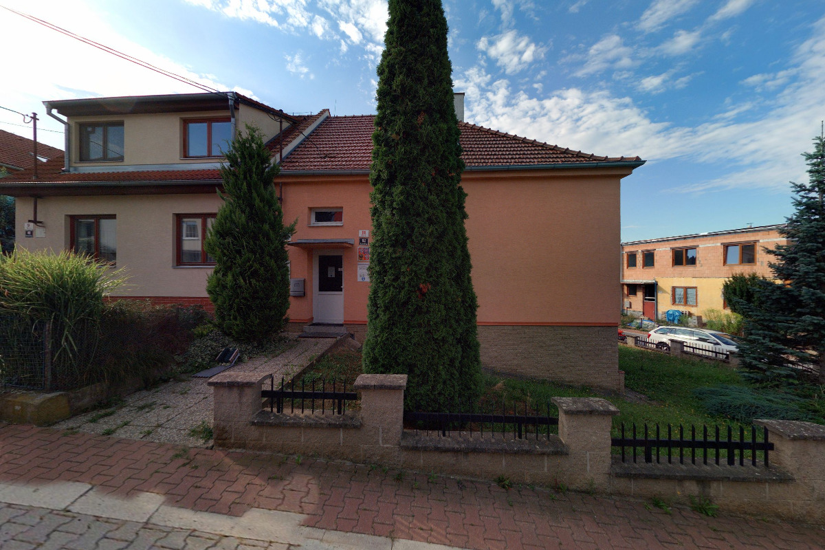 Úřad městské části Brno-Kníničky foto 5