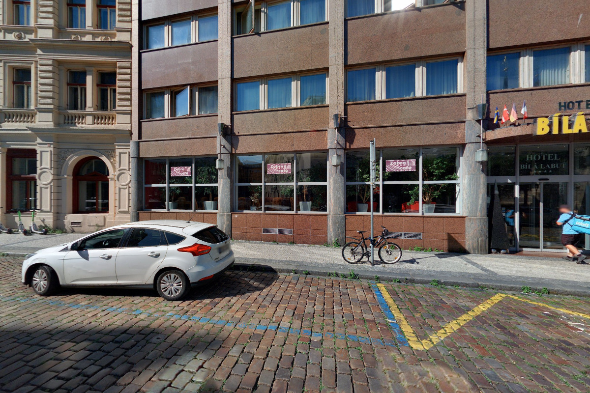 Restaurace Bílá Labuť foto 2