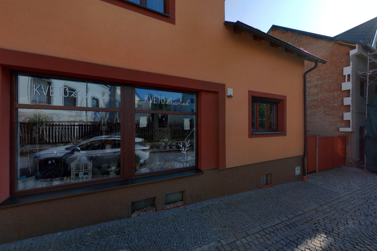 KVĚTOkrámek