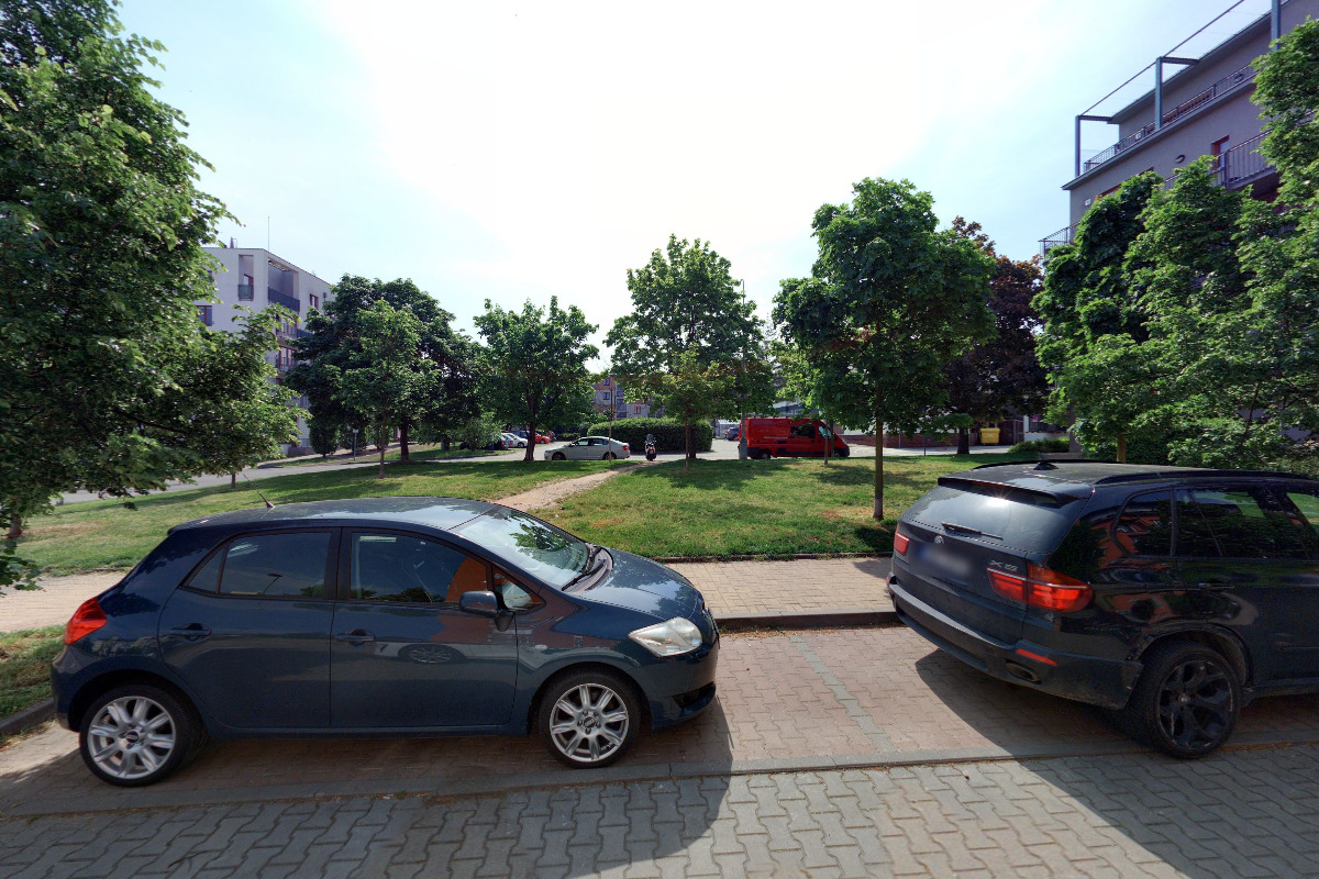 Salon Zbraslav foto 2