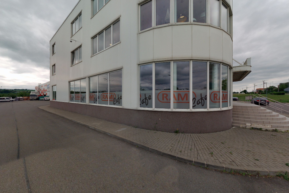 RAMI CZ s.r.o. - Dobíjecí stanice