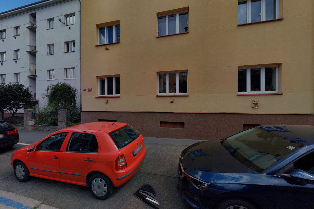 J&M Stěhování pianin a křídel