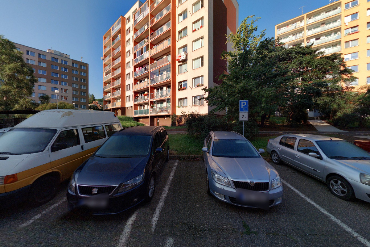 Bytové družstvo Pod Vrchem 2888 a 2889