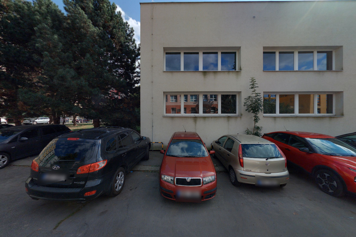 Gymnázium, Praha 9, Chodovická 2250