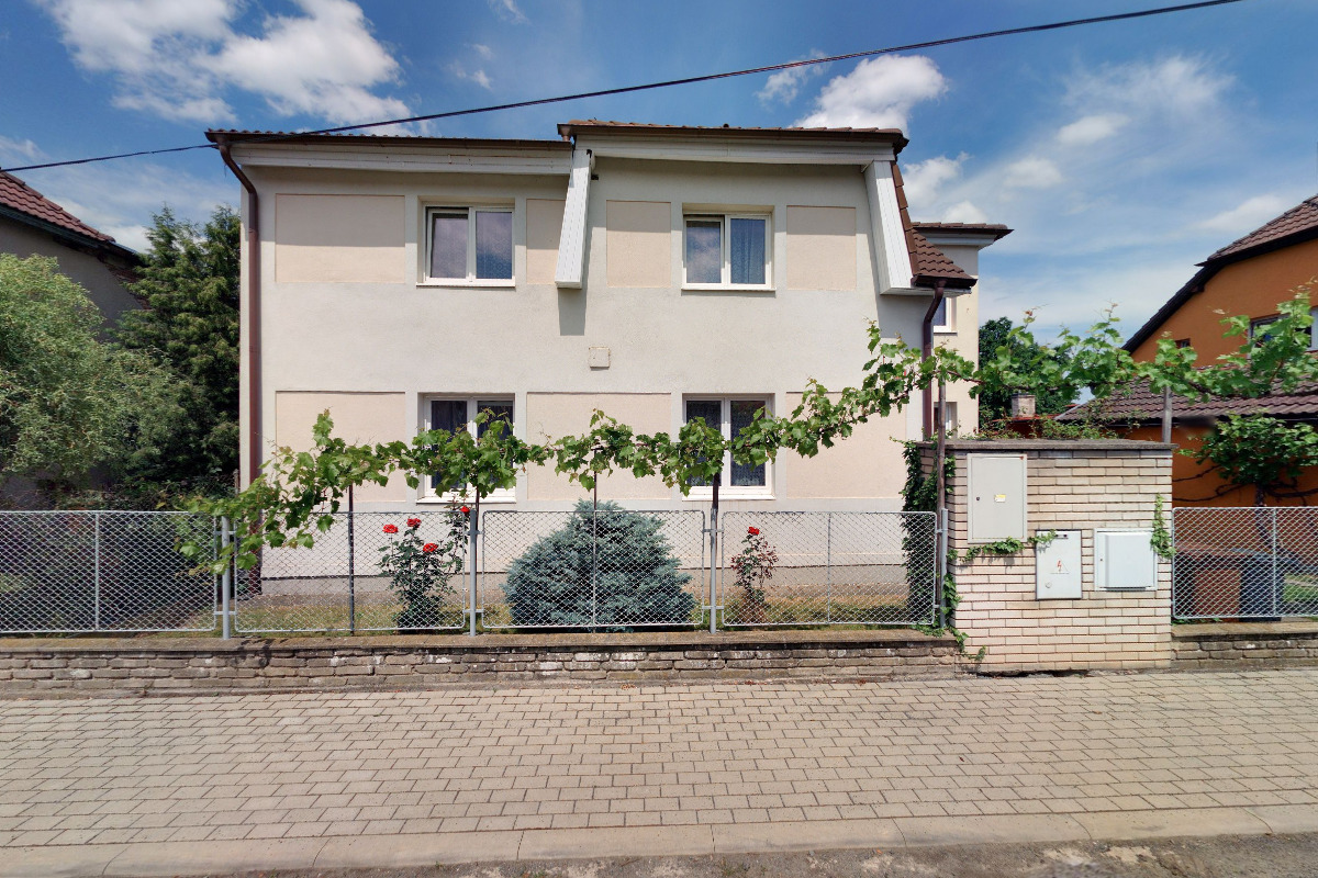 DRUHOTNÉ SUROVINY, spol. s r.o.