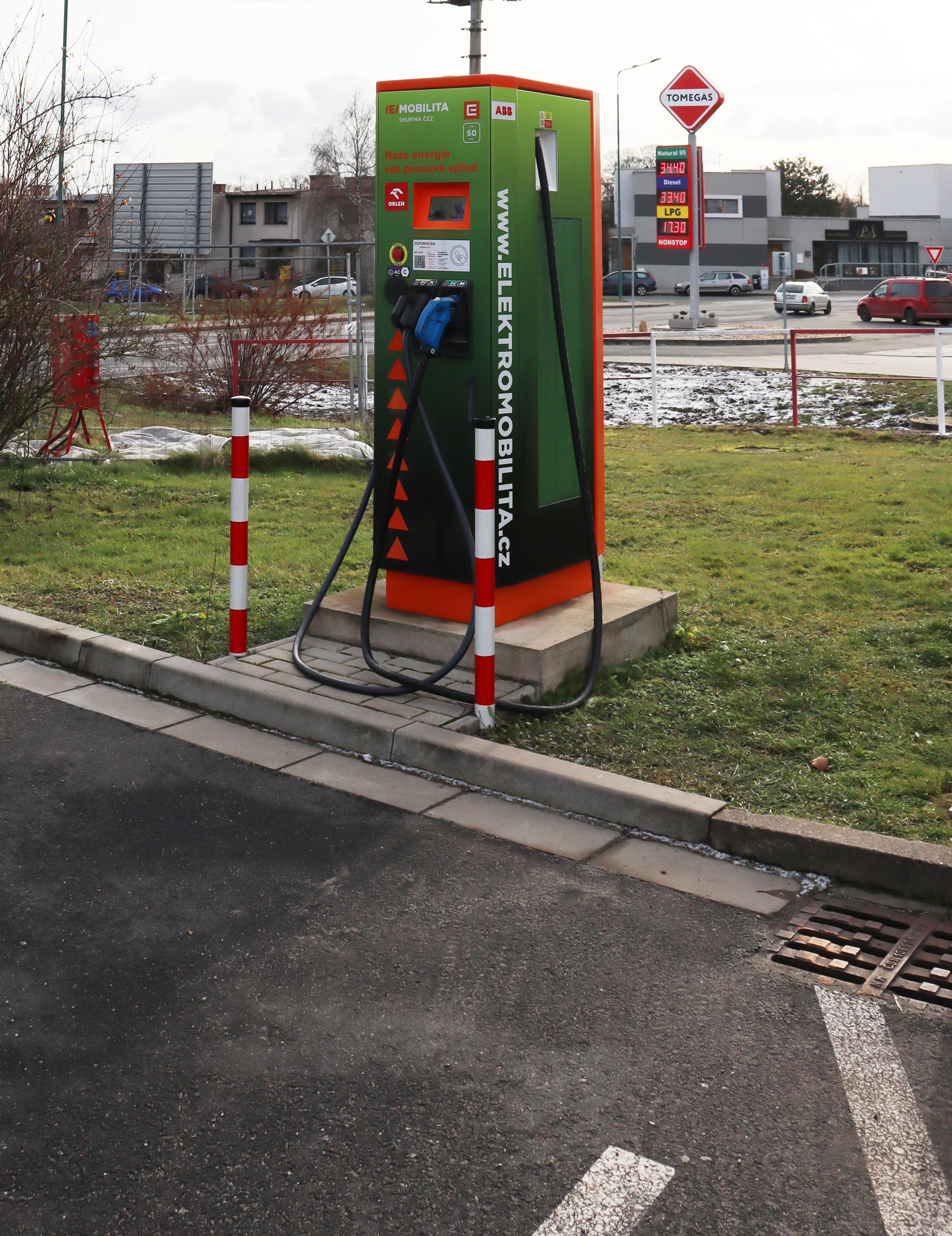 Nabíjecí stanice ČEZ foto 4