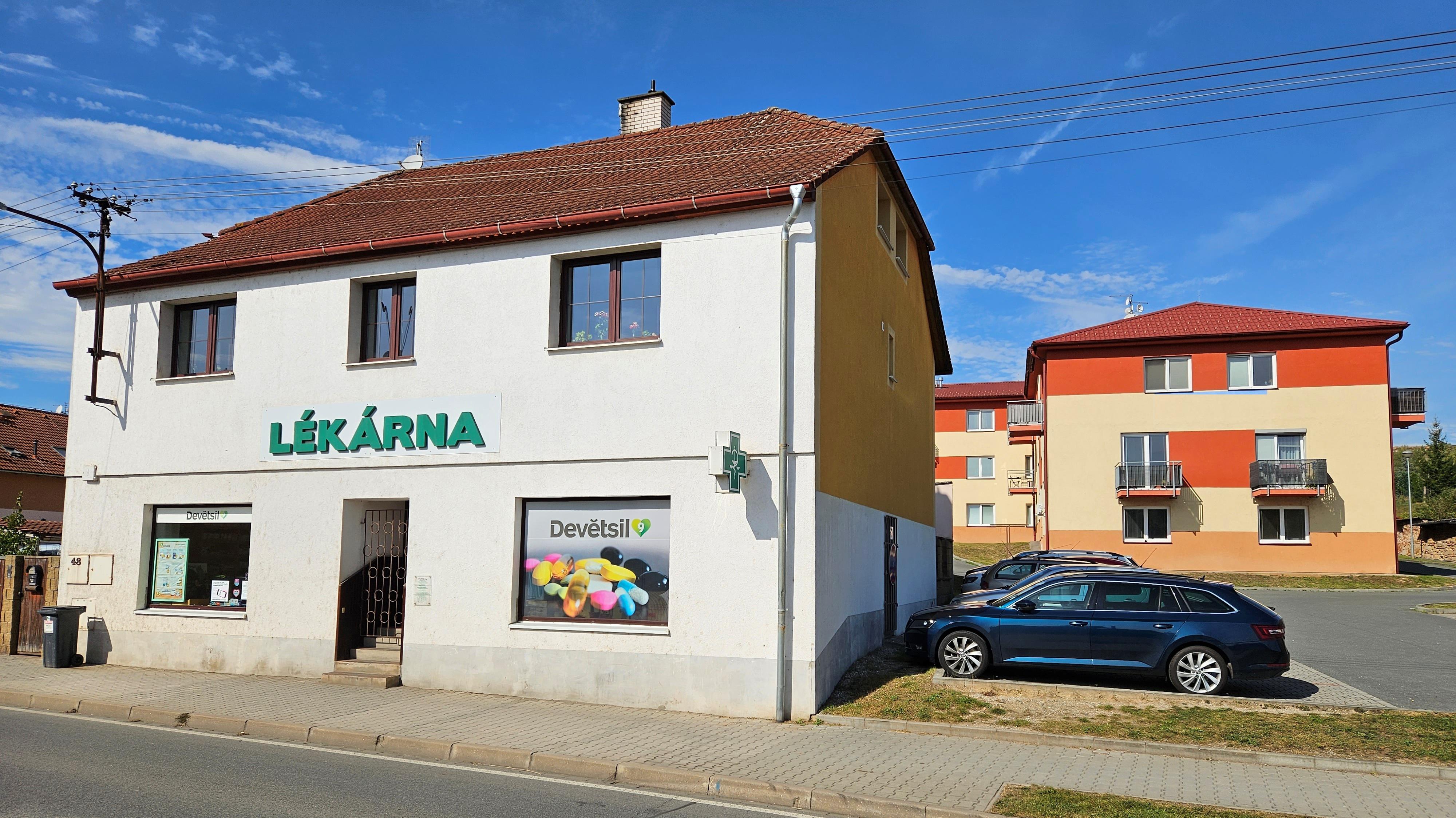 Lékárna Devětsil