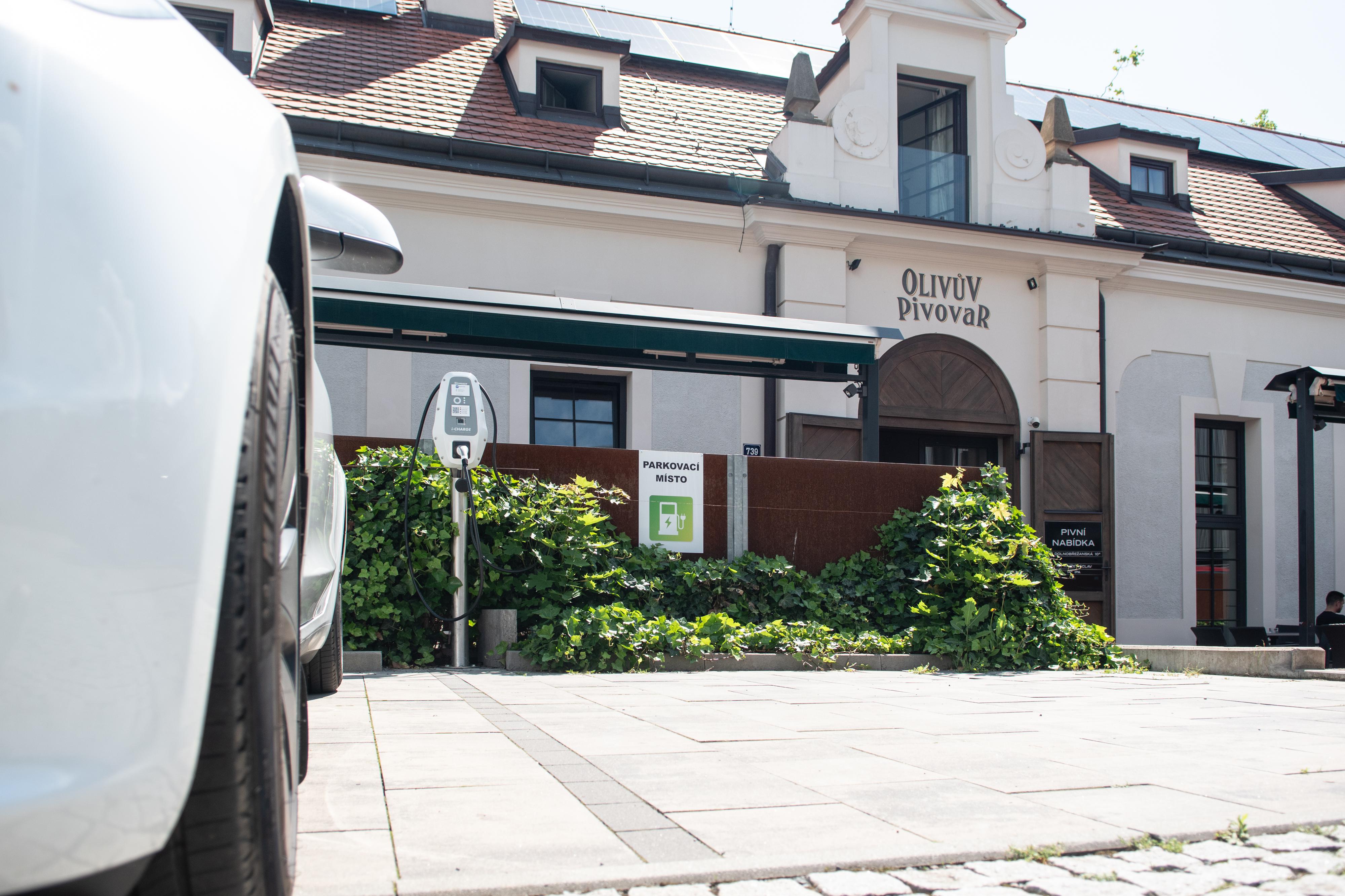 Olivův Pivovar - nabíjecí stanice foto 5
