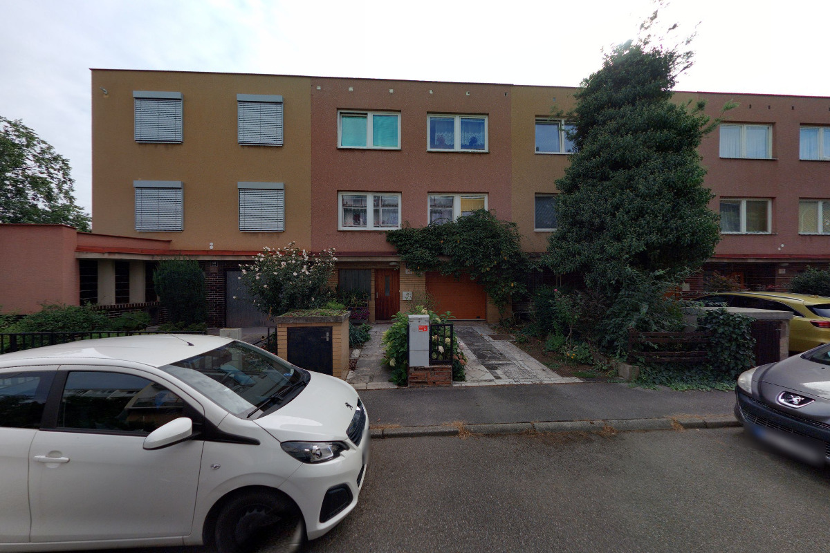 Quickstart Solutions s.r.o.