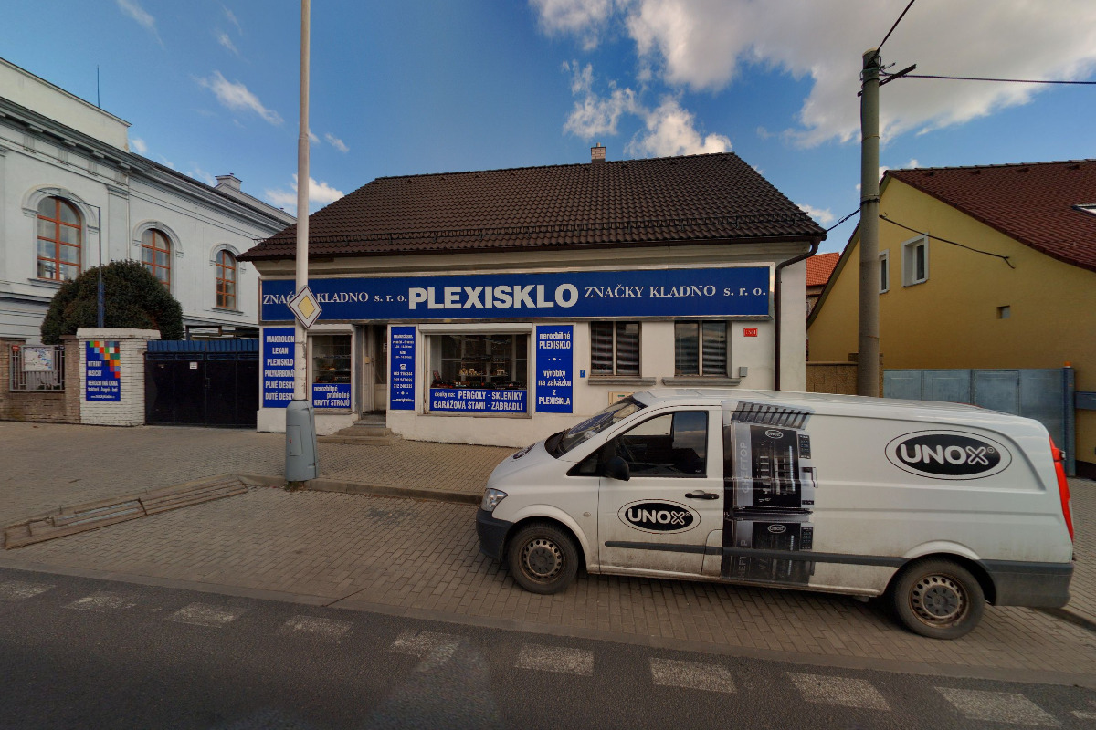 Značky Kladno s.r.o. Plexisklo foto 2