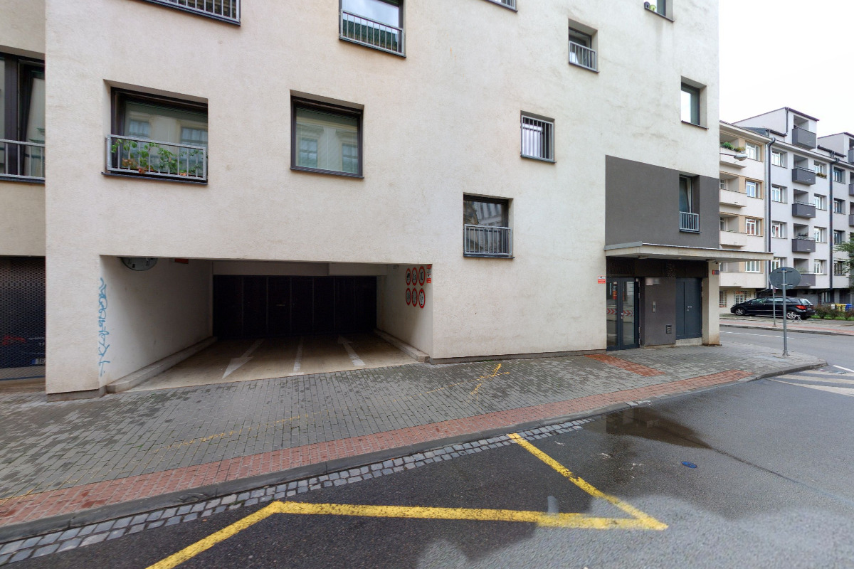 Ing. arch. Helena Flodrová