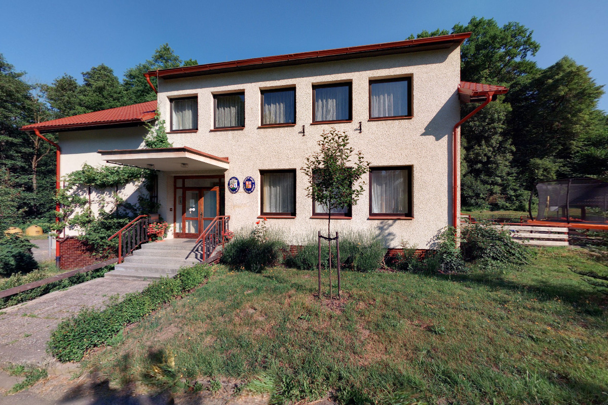 Kostelecké Horky - obecní úřad foto 3