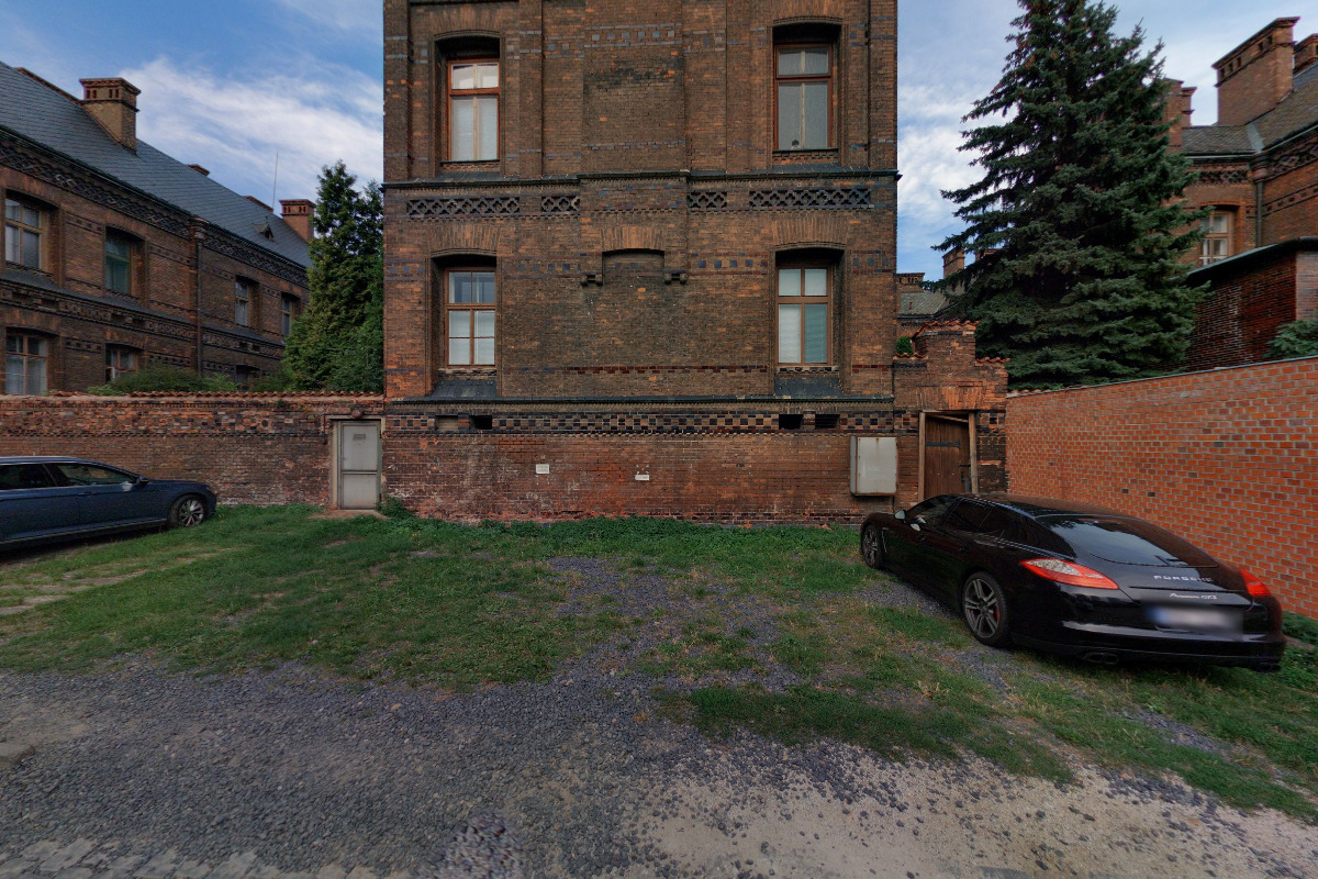 Pooperační oddělení - Všeobecná fakultní nemocnice v Praze