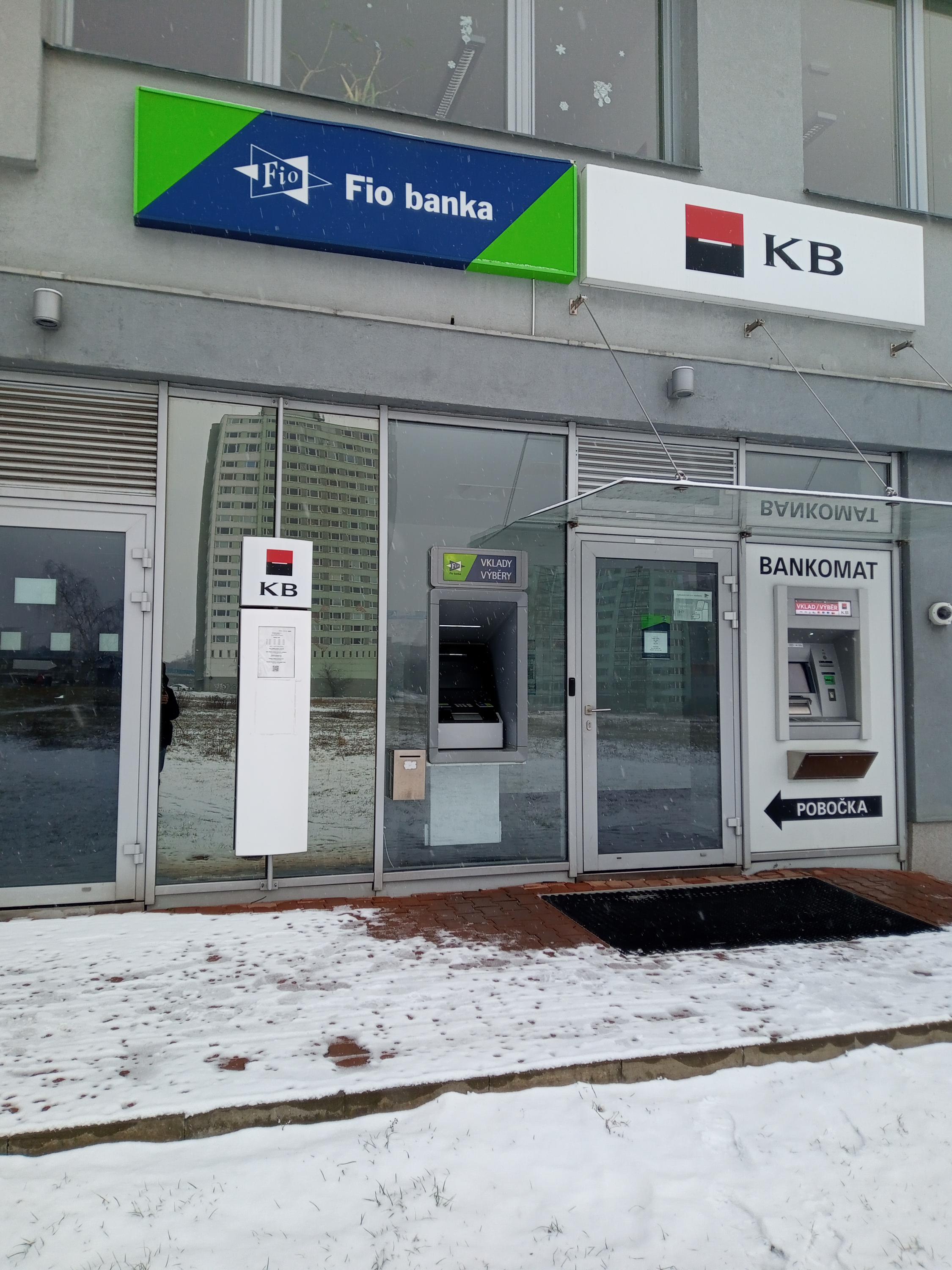 Bankomat Fio banky foto 2