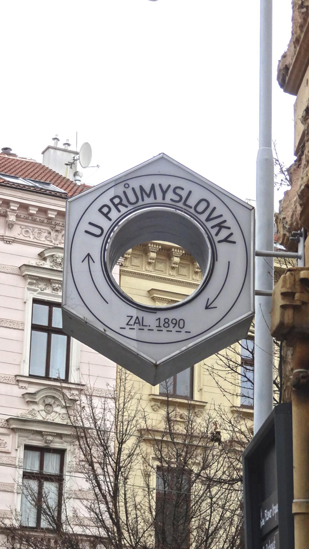 U Průmyslovky foto 5