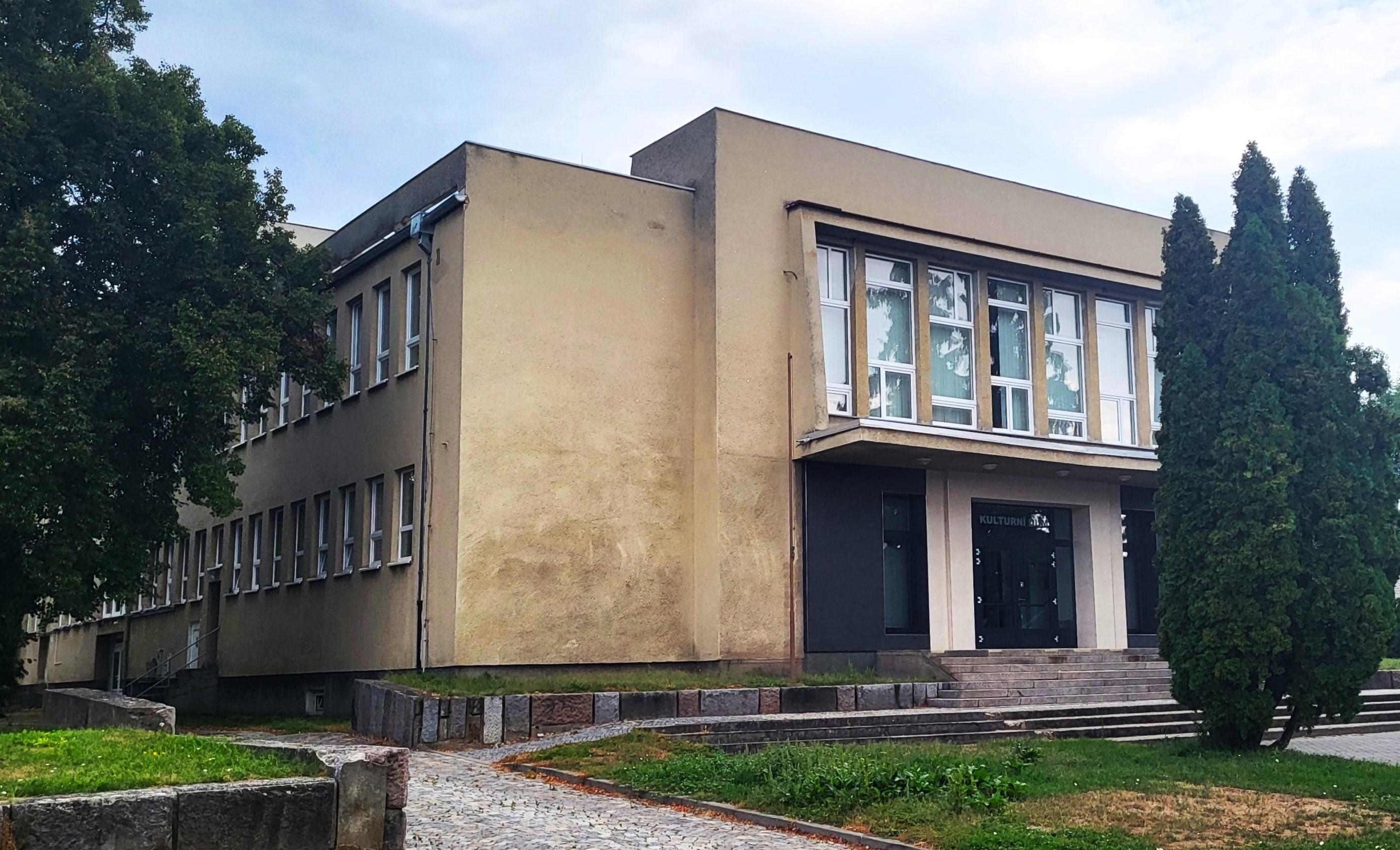 Dům kultury Bzenec foto 2