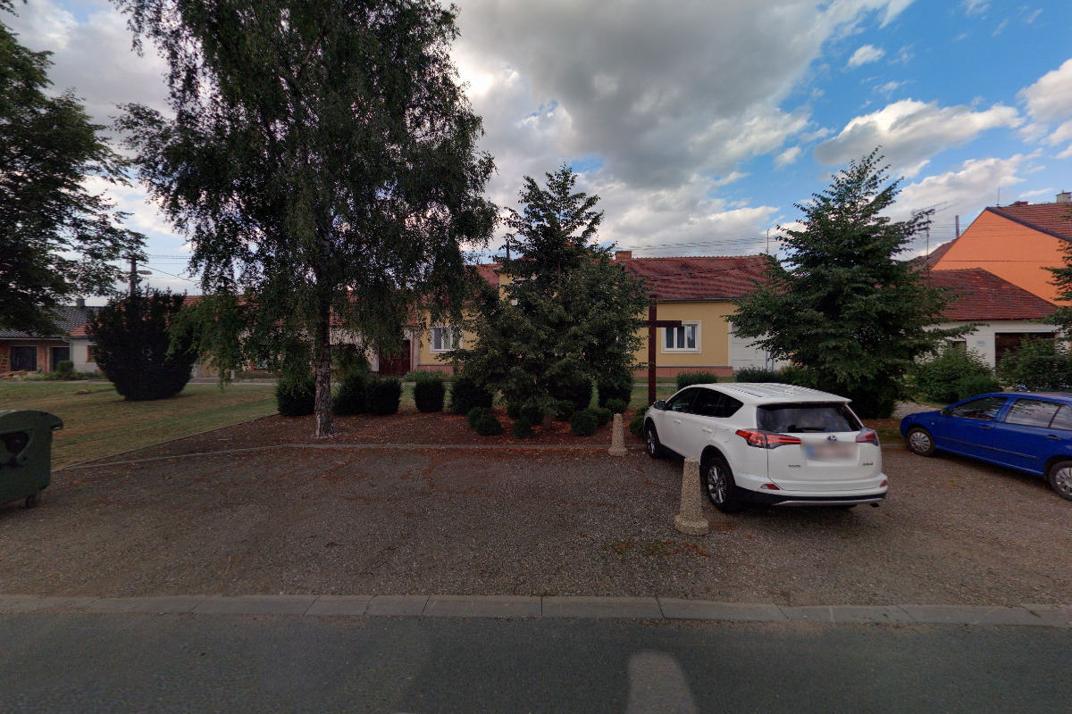 Římskokatolická farnost Těšany