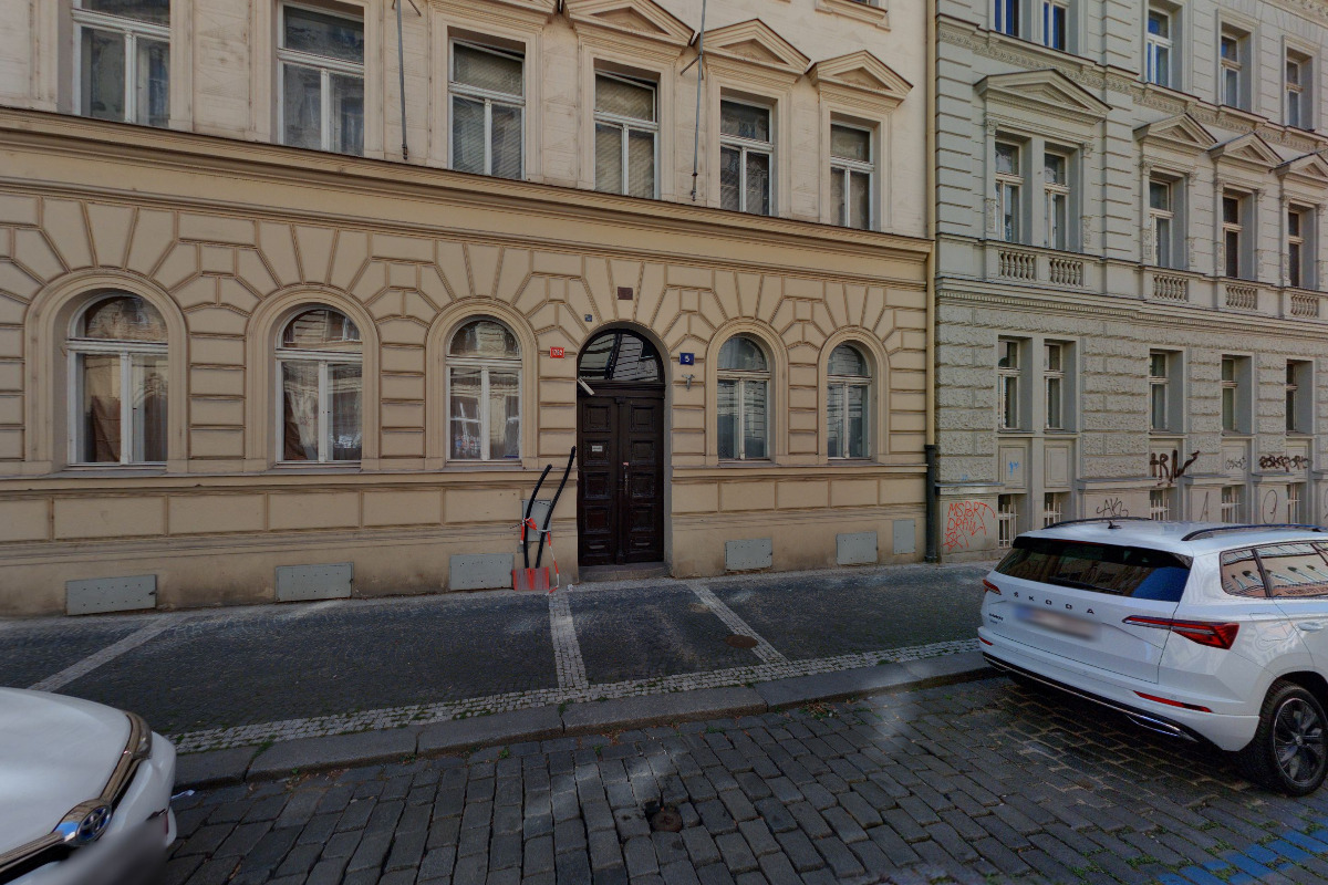 Apartmán Pštrossova 5