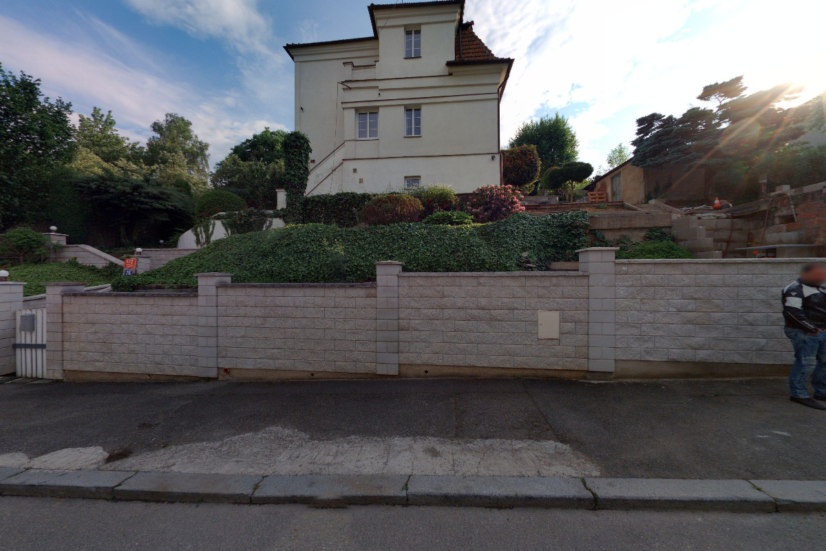 Inspirováno láskou, s.r.o.