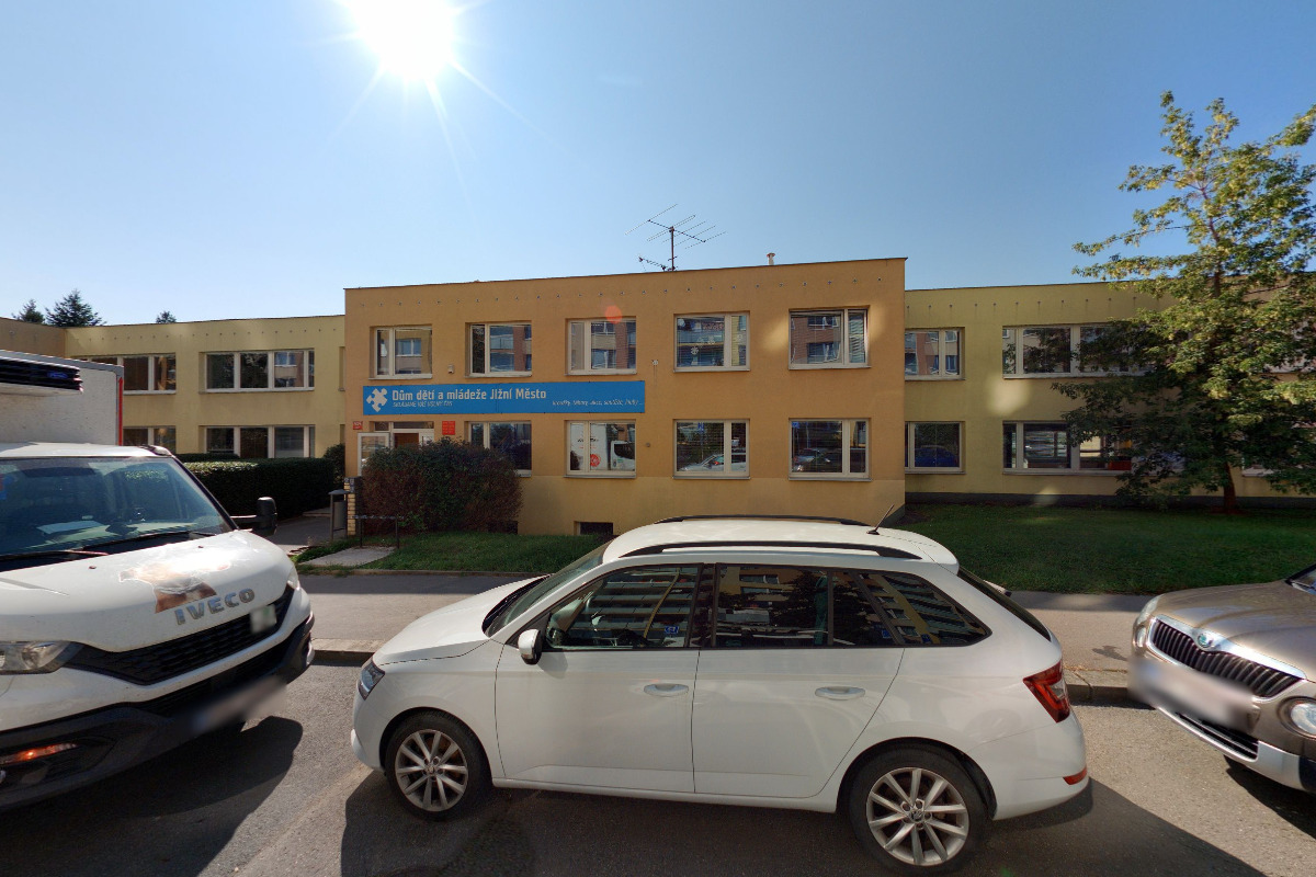 Dům dětí a mládeže Jižní Město foto 2