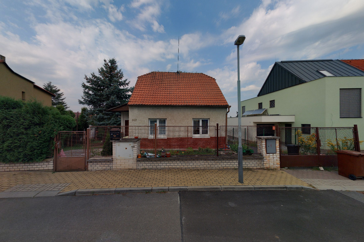 CONSOLIDATED COMMERCIAL SERVICES LIMITED PRAHA, s.r.o.