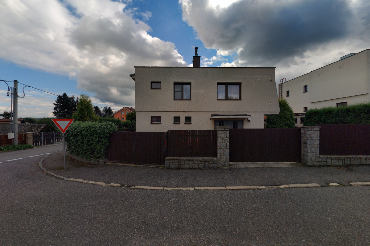 Nářadí -Trávníček