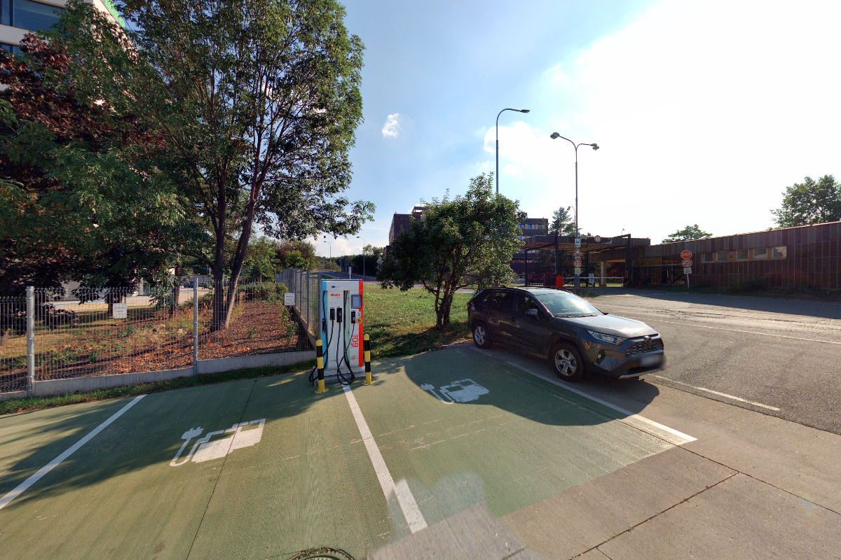 Dobíjecí stanice E.ON Drive