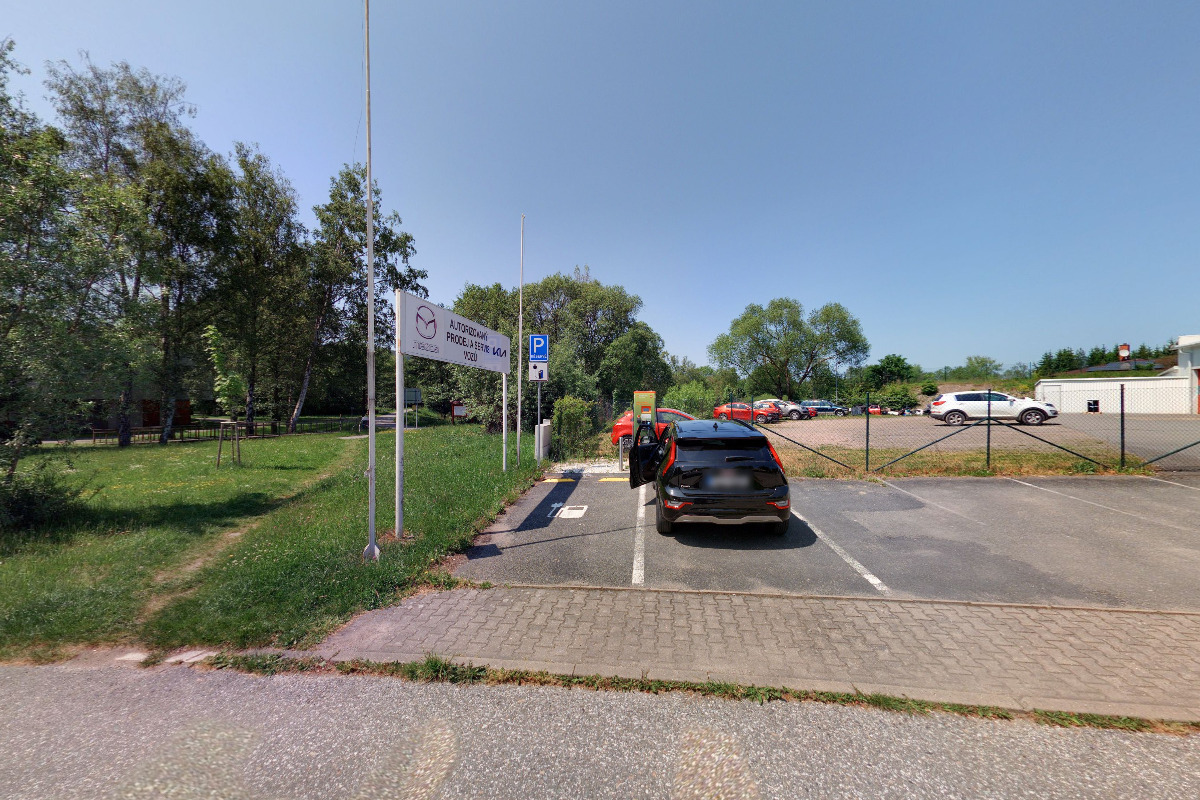 Nabíjecí stanice ČEZ foto 2