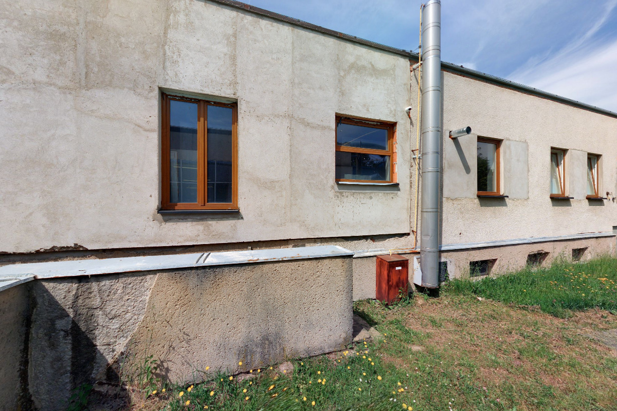 Béčko pizzeria  bar