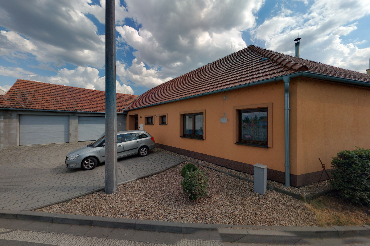 Jaroslava Křivská - foukané sklo