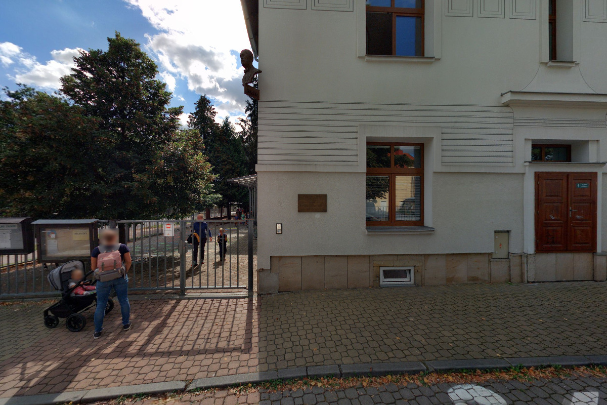 Místní knihovna Praha - Klánovice foto 3