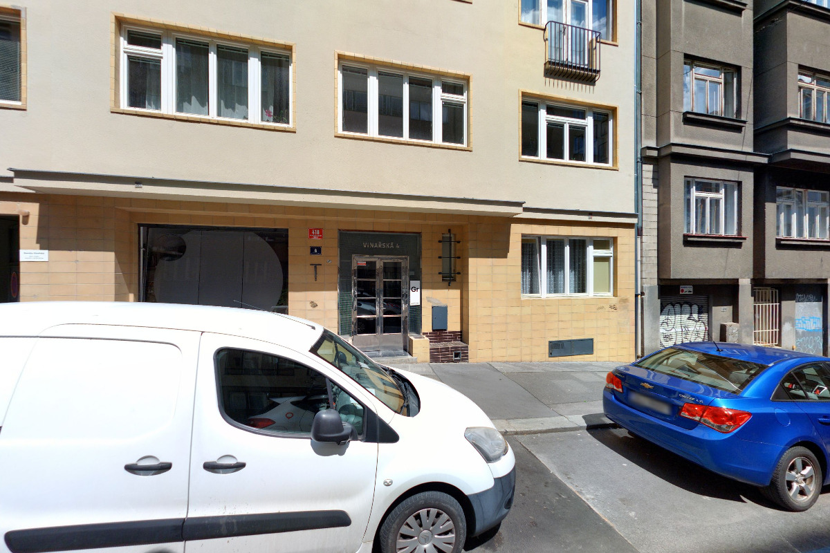 Realitní makléřka Naďa Ghani foto 2